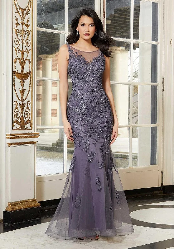 Sequined wedding guest dresses for an evening weddingMGNY Madeline Gardner New York 72633 Long Formal Dress Sequined wedding guest dresses for an evening weddingMGNY Madeline Gardner New York 72633 Long Formal Dress
