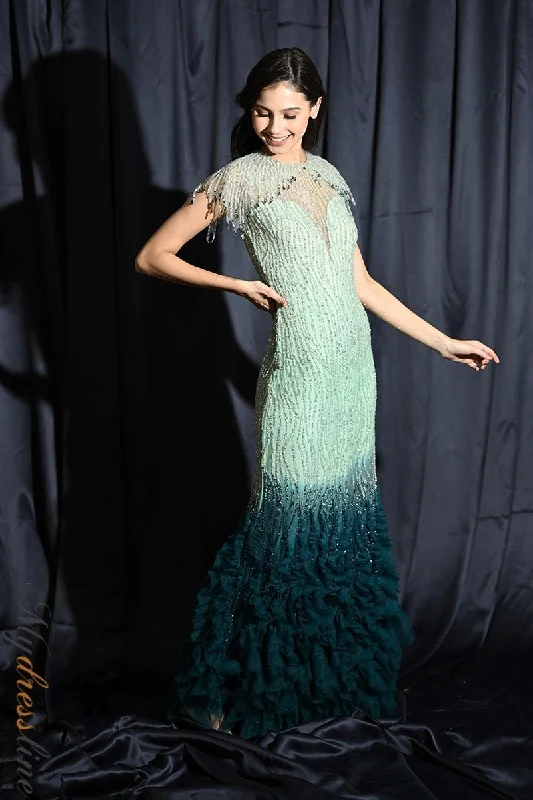 Prom dresses with pom - pom - decorated hems and cotton - blend fabrics for a playful and comfortable formal styleDulce Celia DANIELLA Prom dresses with pom - pom - decorated hems and cotton - blend fabrics for a playful and comfortable formal styleDulce Celia DANIELLA