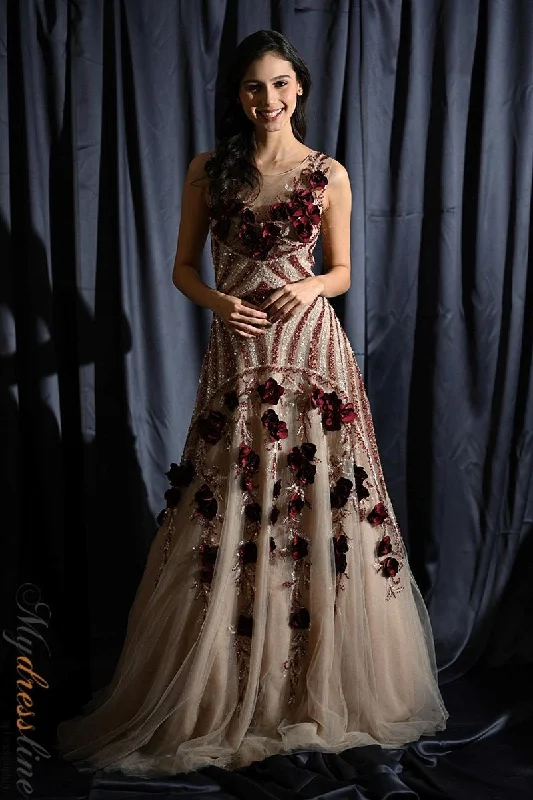 Formal dresses with side - slit pockets and beaded accents for a practical and stylish formal eventDulce Celia ETHLYN Formal dresses with side - slit pockets and beaded accents for a practical and stylish formal eventDulce Celia ETHLYN
