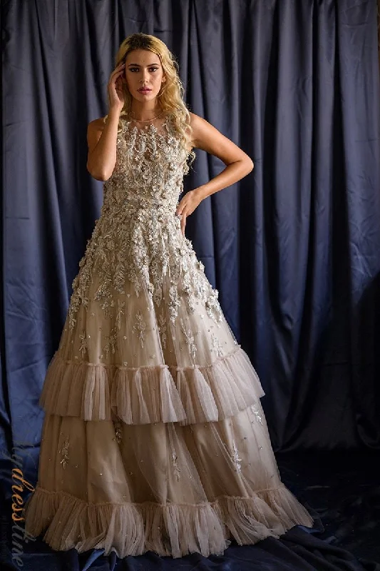 Long - sleeved formal dresses in velvet for a winter formal eventDulce Celia KAIA