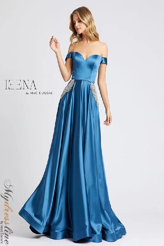Formal dresses with halter necks and lace - up backs for a stylish promMac Duggal 55273 Formal dresses with halter necks and lace - up backs for a stylish promMac Duggal 55273