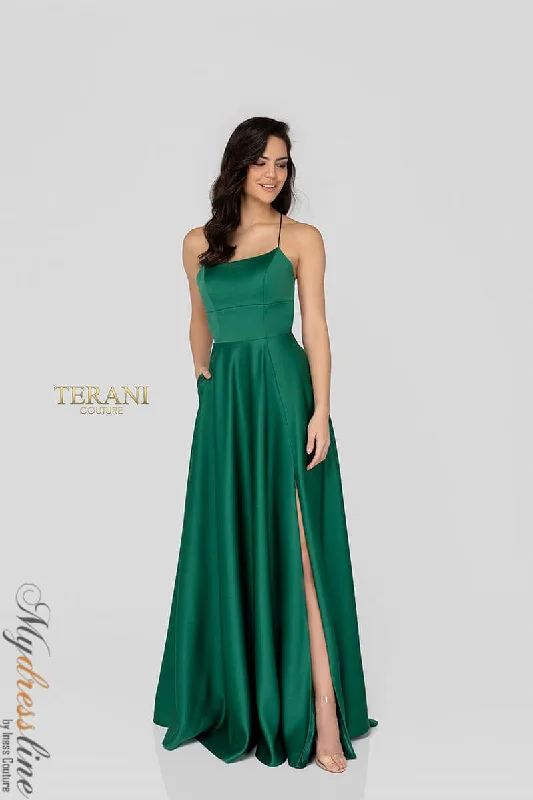 Prom dresses with side - slit skirts and beaded fringes for a glamorous appearanceTerani Couture 1911P8178 Prom dresses with side - slit skirts and beaded fringes for a glamorous appearanceTerani Couture 1911P8178