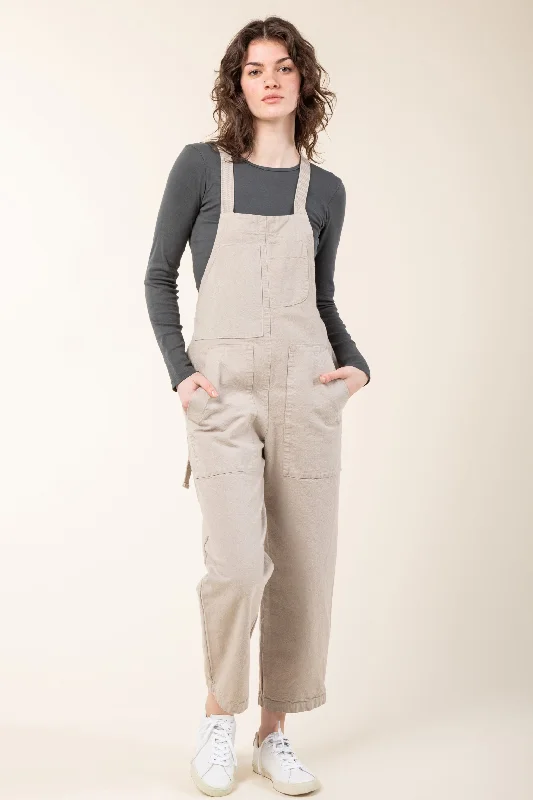 Women's overalls with a modern and minimalist lookCanvas Overall in Selenite