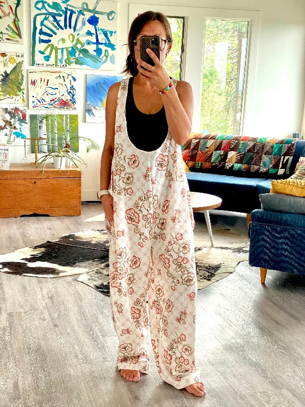 Women's overalls for petite body typesOveralls - Lg/XL