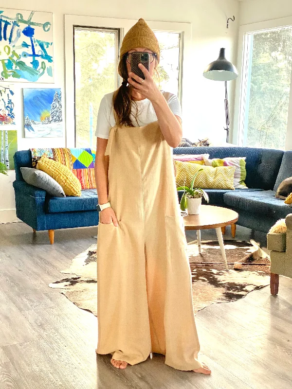 Women's overalls for petite body typesWide Leg Overalls - Lg/XL