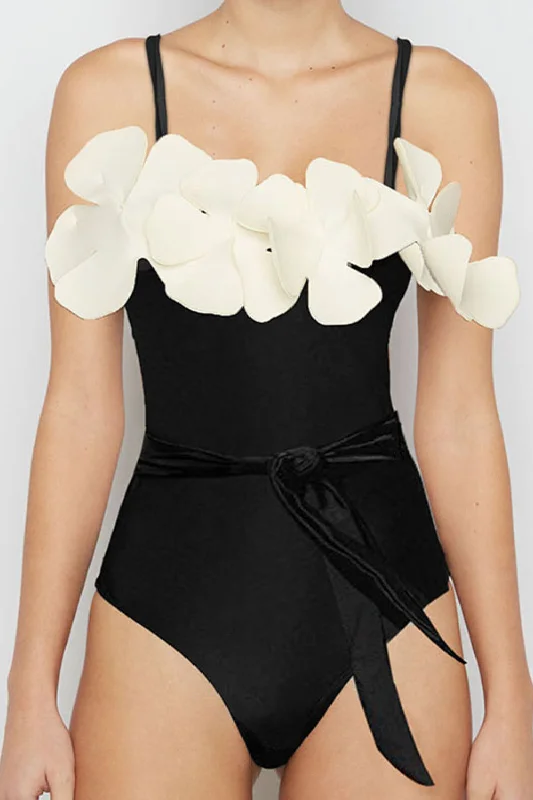 Women's Plaid Patterned One - Pieces in Red and Black for a Classic Fall LookContrast Flower Detail One-Piece Swimsuit Women's Plaid Patterned One - Pieces in Red and Black for a Classic Fall LookContrast Flower Detail One-Piece Swimsuit