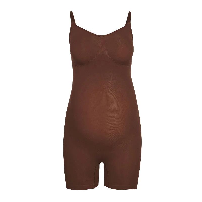 Printed Bodysuits with Floral Patterns for a Feminine VibeMATERNITY SCULPTING BODYSUIT MID THIGH | COCOA Printed Bodysuits with Floral Patterns for a Feminine VibeMATERNITY SCULPTING BODYSUIT MID THIGH | COCOA