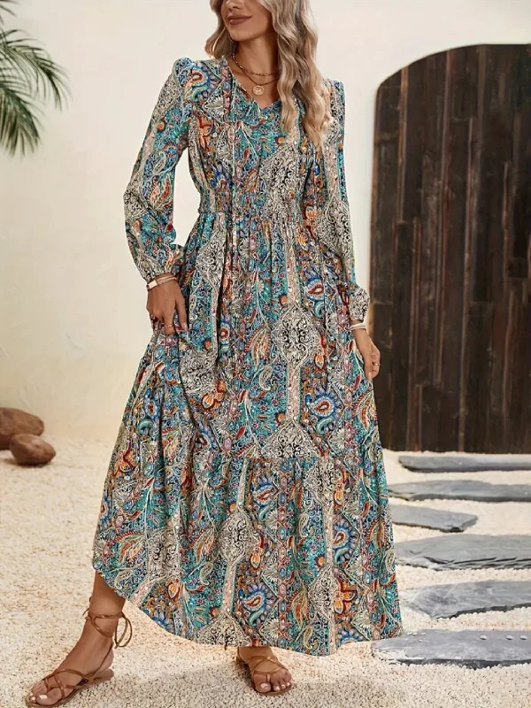 Metallic maxi dresses for a glamorous New Year's Eve party Metallic maxi dresses for a glamorous New Year's Eve party Printed Tie Neck Long Sleeve Maxi Dress Metallic maxi dresses for a glamorous New Year's Eve party Metallic maxi dresses for a glamorous New Year's Eve party Printed Tie Neck Long Sleeve Maxi Dress