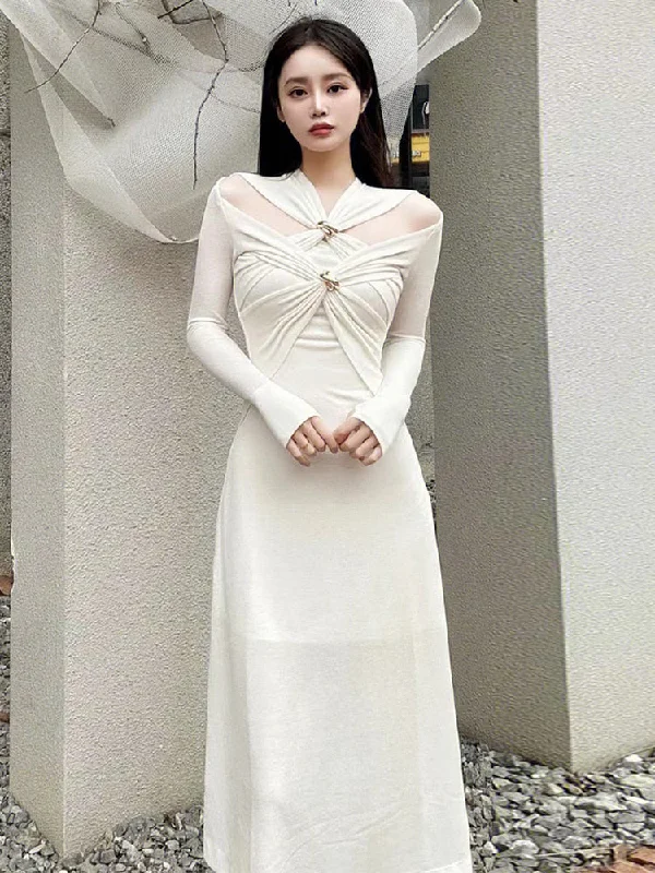 Maxi dresses with side slits for a touch of allure Maxi dresses with side slits for a touch of allure V-Neck Long Sleeve Cutout Maxi Dress Maxi dresses with side slits for a touch of allure Maxi dresses with side slits for a touch of allure V-Neck Long Sleeve Cutout Maxi Dress